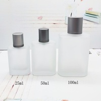 Flacon de parfum en verre transparent rechargeable de luxe, emballage personnalisé avec logo, impression sur écran, bouchon en caoutchouc, capacité personnalisable