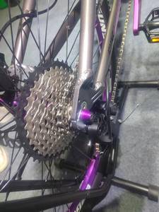 Bicicleta de Alta Calidad con Cuadro de Aluminio de 27 Velocidades, Frenos de Disco Hidráulicos Ordinarios de Acero, Ligera, con Absorción de Impactos ZXC-8 - Product Image 2