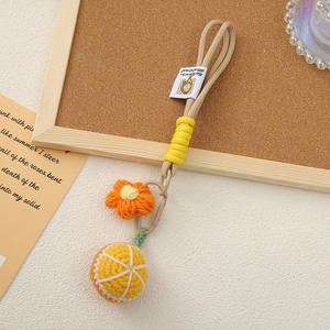 Colgantes de <span class=keywords><strong>ganchillo</strong></span> creativos lindos llaveros de <span class=keywords><strong>ganchillo</strong></span> hechos a mano de frutas y verduras hilo de almacenamiento para bolsos y llaves de niñas - Product Image 6