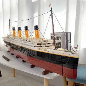 Modelo de Barco Crucero Titanic Gigante de 9090 Piezas, Bloques de Construcción de Plástico ABS, Juguete de Construcción, Decoración para el Hogar, Set de Ensamblaje - Product Image 1