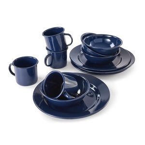 Ensemble de salle à manger de camping vintage bleu émaillé