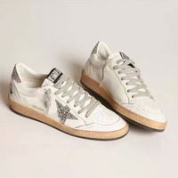 Chaussures Rétro Effet Vieilli pour Femme, Chaussures de Sport Plates en Cuir Effet Vieilli avec Étoiles pour Homme, Semelle Intérieure Rehaussante à Cinq Branches en Forme d'Étoile