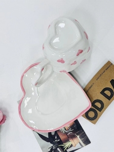 كوب قهوة سيراميك يدوي الصنع على شكل قلب وردي جميل مع صحن للشاي والقهوة - بيع بالجملة - Product Image 6