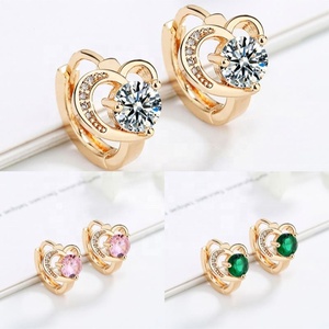 ต่างหูทองคำเคลือบ 18K ขายส่ง ต่างหูรูปหัวใจชุบทอง 18K สำหรับผู้หญิง เครื่องประดับแฟชั่น - Product Image 5