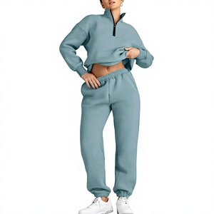 Conjunto Deportivo de 2 Piezas para Mujer en Verde Salvia, Sudadera con Cierre de Cremallera y Pantalones Deportivos, Atuendo Informal - Product Image 1