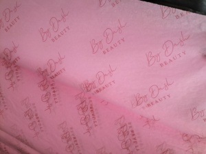 Papel tisú recubierto con logotipo impreso personalizado, papel de embalaje de una cara para ropa, zapatos, calcetines, regalos de vino hechos de pulpa - Product Image 3