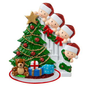 Personalisierter Weihnachtsanhänger mit Familiennamen aus Harz, Weihnachtsmann-Familie, Hängedekoration für den Weihnachtsbaum - Product Image 6