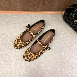 Fashion women's <b>shoes</b> - <b>leopard</b> <b>print</b> leather soft and breathable <b>flat</b> <b>shoes</b> - retro walking <b>shoes</b> - summer style - Product Image 2