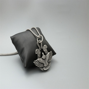 Collier avec pendentif aigle yunnique en acier inoxydable, unisexe, à la mode, argenté et noir, bijoux cadeau - Product Image 3