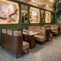 Ensemble table et chaises de style rétro en bois massif et rotin tressé pour plus de 10 personnes, idéal pour les salons de thé, restaurants occidentaux, restaurants à thé, usage commercial