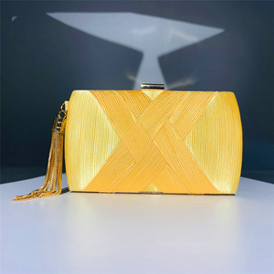 Elegante pochette da sera in <span class=keywords><strong>raso</strong></span> con nappe per matrimoni, feste ed eventi serali da donna - Product Image 3
