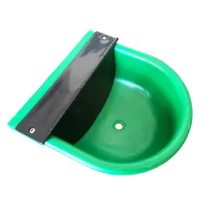 Automatic Livestock Water Bowl Outdoor Plastic Horse Feeder Cattle Goat Sheep Pig Watering Troughs Farm Drinking Bowls