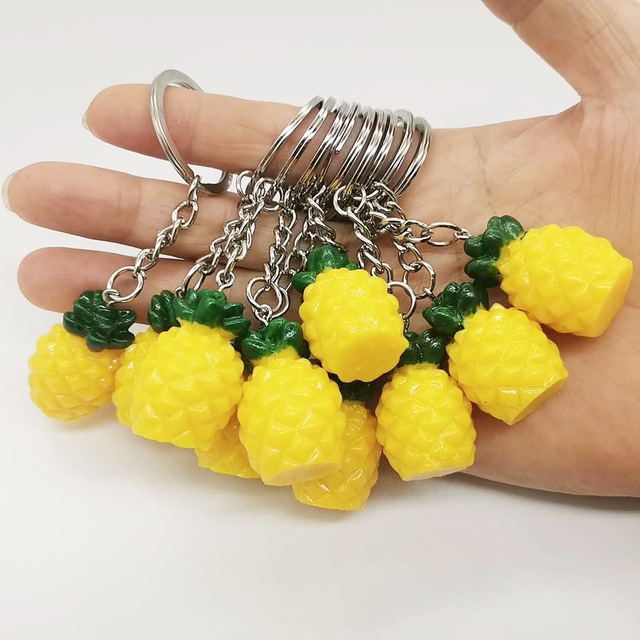Creative Fruit Pendant Simulation Pineapple Resin Keychain Metal DIY Accessories Promotional Gifts Backpack Charm Keychain