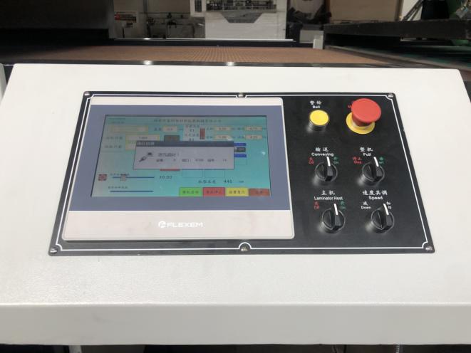SG-E1200 Automatic UV Oil Varnish Coating Machine High Speed