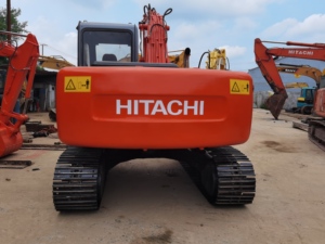Excavadora Hitachi EX120-5 Original de Japón, Motor Isuzu Confiable, Sistema Hidráulico Estable, Lista para Envío - Product Image 1