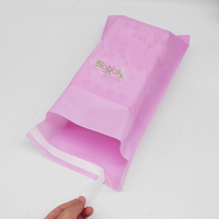 Sacs d'expédition personnalisés biodégradables OEM, pochettes en polyéthylène imprimées avec logo, sacs d'expédition en plastique, enveloppes de livraison pour les marques de vêtements