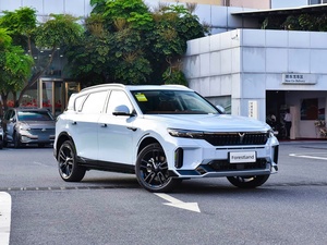 ระยะทางรวม 1201 กม. รถ SUV ไฮบริดหรู 5 ที่นั่ง เกียร์อัตโนมัติ เทอร์โบ หนังแท้ ล้อแม็ก R20 พวงมาลัยซ้าย รองรับการปล่อยไฟฟ้า V2L 6.6 กิโลวัตต์ สำหรับใช้งานกลางแจ้ง - Product Image 4
