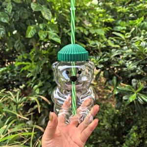 D5144 Copos de Plástico em Forma de Urso de Pelúcia com Design Clássico, Copos de Café e Suco para Uso em Restaurantes - Product Image 4
