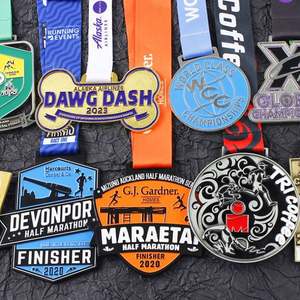 Medalla de Maratón Europea 3D Personalizada, Chapada en Oro, Trofeo Deportivo de Metal en Blanco para Premios de Carreras, Técnica de Grabado - Product Image 6