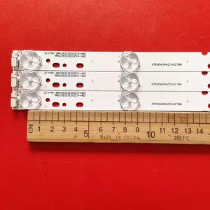 Tira de Luces LED para Retroiluminación de TV HX-NO.545 CRH-K323535T030736M-REV1.1 IC-B-HWA032D255 XSJ32D07-ZC14C-01 - Product Image 3
