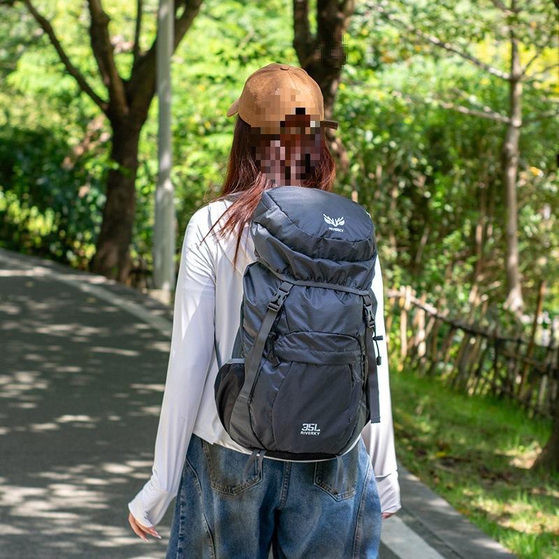 แรดสีเทา น้ำหนักเบาและพับเก็บได้ - 35 ลิตร