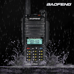 Radio Portátil Baofeng UV9R Plus de Doble Banda FM, Resistente al Agua, con Pantalla LCD y Batería Recargable - Product Image 2