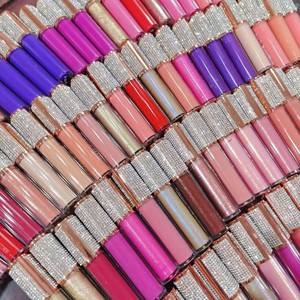 ผู้จำหน่ายลิปกลอสสี Jinbang ลิปกลอสวีแกนประดับเพชร บริการผลิตลิปกลอสแบบ OEM บริการบรรจุลิปสติกในหลอด - Product Image 1