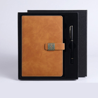 PQ Window Flower Buckle - Ensemble de 2 pièces : Carnet personnalisable à couverture rigide en cuir lisse avec coffret cadeau, stylo et épaississeur de pages