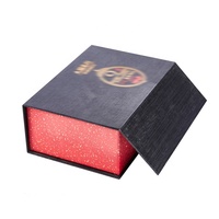 Boîtes personnalisées magnétiques en carton recyclable avec revêtement UV et feuille d'or pour cadeaux de dattes chinoises séchées et de baies de goji