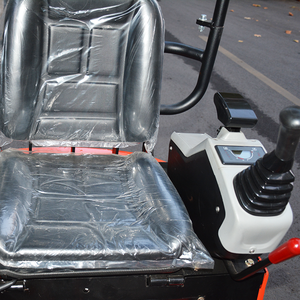 Mini Escavatore da 2 Tonnellate con Spedizione Gratuita, Motore Certificato EPA Euro 5, Escavatore Cingolato Cinese per Uso Agricolo - Product Image 6