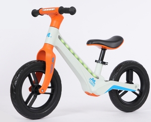 Biciclette Senza Pedali Personalizzabili per Bambini con Musica, Luci e Funzione di Scorrimento, per Bambini dai 2 agli 8 Anni - Product Image 6