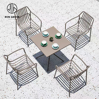Ensemble de chaises de loisirs d'extérieur au design moderne, accoudoir en métal jaune pour restaurant et jardin, chaise en aluminium pour la salle à manger