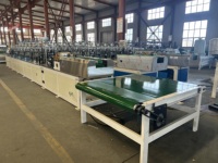 Machine automatique pour protège-coins en carton kraft pour boîtes en carton