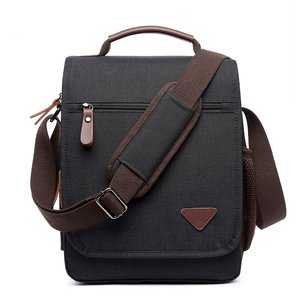 Bolso Bandolera de Poliéster Impermeable Estilo Coreano para Hombre, Moderno y Casual, Venta al Por Mayor - Product Image 1