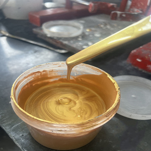 Pintura Industrial Metálica Líquida a Base de Agua con Oro de 24K, Revestimiento Metálico Ecológico de Alto Brillo para Uso Industrial - Product Image 2