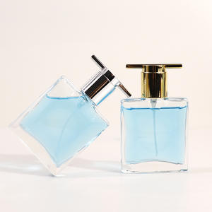 Venta al por Mayor de Botellas de Vidrio Cuadradas de 30 ml y 100 ml para Perfumes y Cosméticos, Botellas Transparentes Vacías Recargables con Clip - Product Image 1