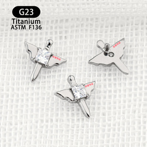 Boucle d'oreille en titane Angel Sword avec zircon G23 ASTM F136, forme d'ailes, bijoux de piercing 7,5 mm, pour cadeau - Product Image 4