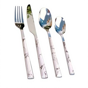 Ensemble de couverts en acier inoxydable à motif marbre moderne, poli miroir, résistant au lave-vaisselle, pour mariage - Product Image 1