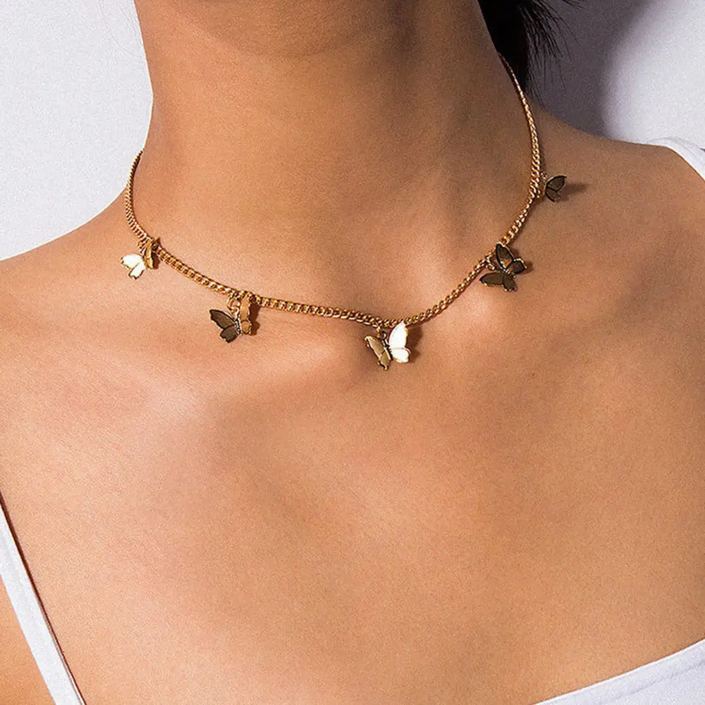 Viele Boho Multilayer Kristall Halsketten für Frauen Trendy Gold Silber Halsreif Vintage Moon Star Schmetterling Anhänger Halskette Schmuck