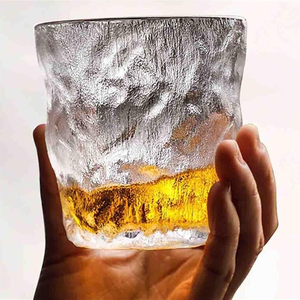 Vaso de Vidrio Personalizado con Textura en Relieve, Vaso Moderno para Regalos Promocionales, Servicio OEM al por Mayor - Product Image 4