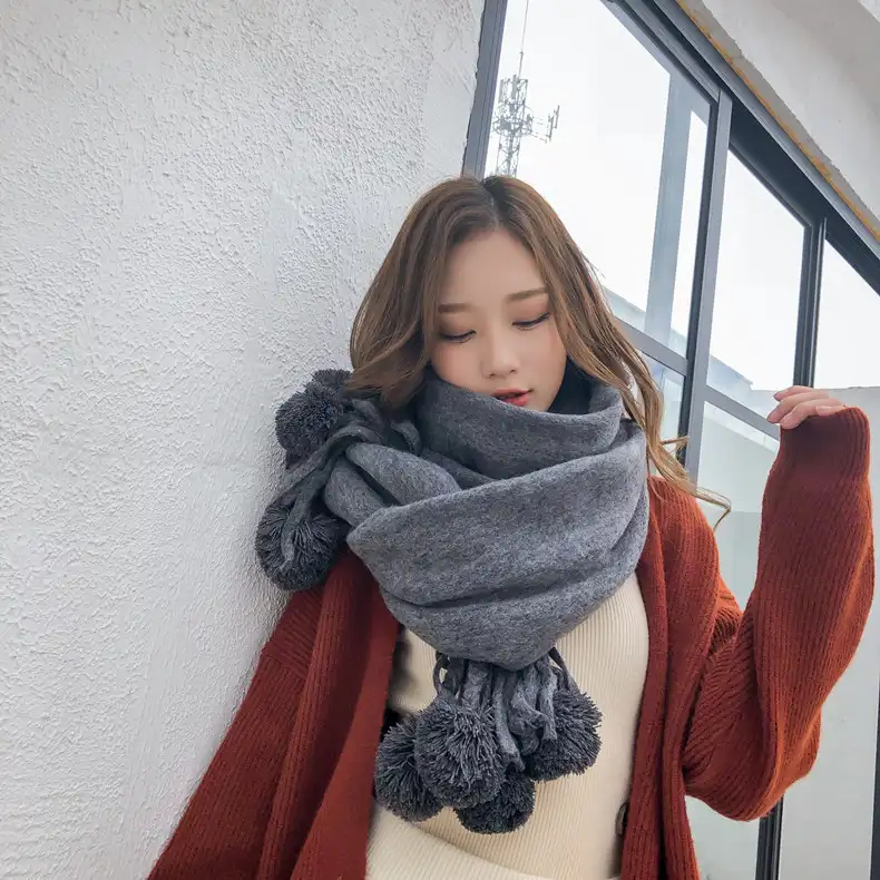 日本と韓国の縦編み純色ウール編みドロップボールスカーフ女性毛皮ボールネック厚手ショール卸売