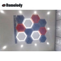 Vente directe d'usine Assemblage facile Immeuble de bureaux Grille de plafond acoustique en fibre de polyester Panneaux suspendus ignifuges à l'épreuve des moisissures