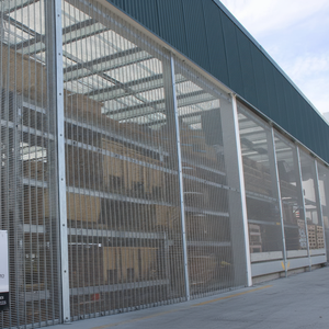 Clôture de sécurité anti-choc en métal Yishuo pour usage extérieur, conception anti-escalade pour le bureau du Premier Ministre et les prisons - Product Image 1