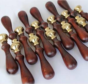 Tête de cuivre en laiton personnalisée, manche en bois rétro Alphabet initiales tampons de <span class=keywords><strong>cire</strong></span> alphabétique - Product Image 6