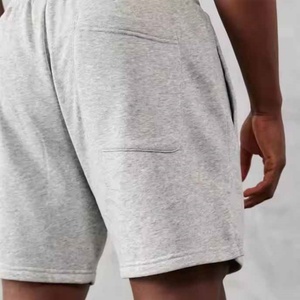 Shorts de sport pour homme avec poches, tissu et logo personnalisés, vêtements de sport respirants, shorts de course - Product Image 4