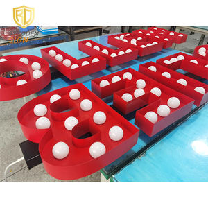 Señales <span class=keywords><strong>de</strong></span> estacionamiento accesibles LED <span class=keywords><strong>con</strong></span> símbolo internacional <span class=keywords><strong>de</strong></span> <span class=keywords><strong>silla</strong></span> <span class=keywords><strong>de</strong></span> <span class=keywords><strong>ruedas</strong></span> y borde reflectante para visibilidad nocturna - Product Image 4