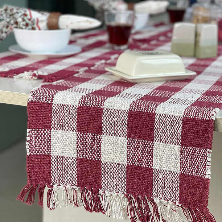 Modern Boho Placemats in Plaid Style Reusable Paper Polyester Weddings Kitchen Knitted Techniques Available Wholesale Business