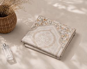 Alfombra de Oración Musulmana de Bolsillo para Viaje, Color y Diseño Personalizados - Product Image 1
