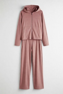 Ensemble de survêtement personnalisé pour homme en polyester tissé, idéal pour la course, l'entraînement et la marche - Product Image 3