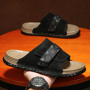 Sandalias planas de moda para hombre con suela de goma, diseño de diseñador, cierre con hebilla, suela de goma, pantuflas de lujo para hombre - Product Image 2